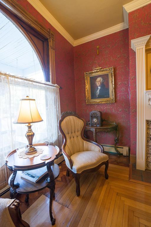 The Wallingford Victorian Inn Exterior photo