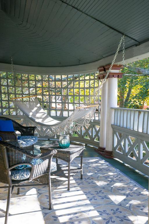 The Wallingford Victorian Inn Exterior photo